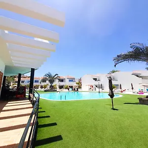  Сasa de vacaciones Lovely & Big Terrace